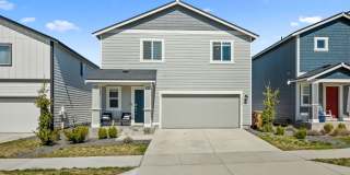 Beautiful 2022 Built Home With Views! Gallery 3