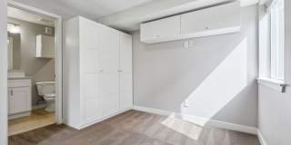 Modern Sunnyside Townhome with Rooftop Deck & Skyline Views Gallery 9