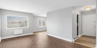 Carolina Village Gallery 13