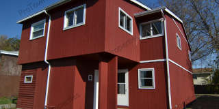 1910 Moore Ave Gallery 1