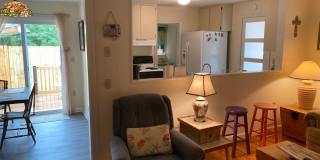 Nokomis Beachy Bungalow (Off Season) Gallery 8