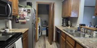 Charming 1 Bed / 1 Bath Duplex – Well-Maintained & Move-In Ready! Gallery 12