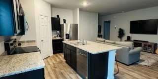 3-bedroom 2-bathroom house! Gallery 10