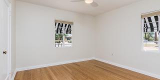 2010 North 16th Avenue Gallery 15