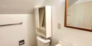 Conveniently Located 1 Bed, 1 Bath Unit - Available 7/1! Gallery 9