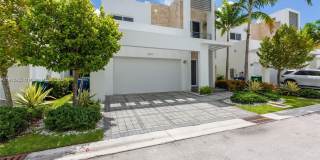 6839 NW 103rd Ave Gallery 1