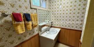 Spacious South Roanoke Home with Lawn Care Included Gallery 51
