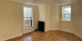 4 Bedroom 2 Bathroom House with Stunning Hudson River Views Gallery 16