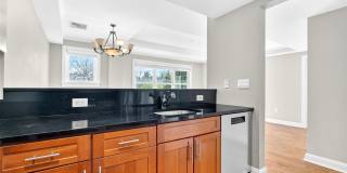 225 Stanley Avenue unit: 204 Gallery 11