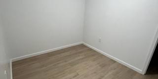 4422 LOCUST Street Gallery 21