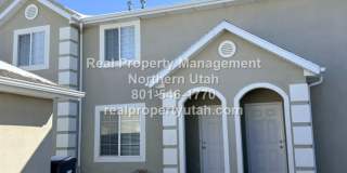 Cute 2 Bedroom Townhome in South Ogden Available Gallery 1