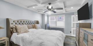 28 Riverside Avenue Gallery 11