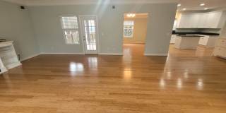 Stunning 4 Bedroom, 2.5 Bath Home Just 3 Blocks to Chesapeake Bay Gallery 5