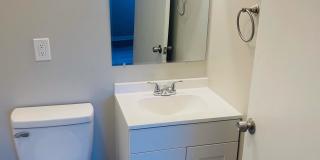 2805 East 37th Street - 5 Gallery 2