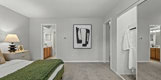 Versailles on the Lakes Oakbrook Gallery 29