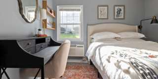 Plug and Play Luxury Condo Next to the Metro: Parking & Utilities Included Gallery 17
