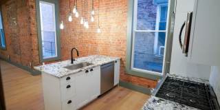 472 Dayton Street Gallery 14