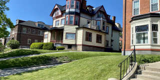 625 Niagara Street 625 Niagara Street Gallery 1