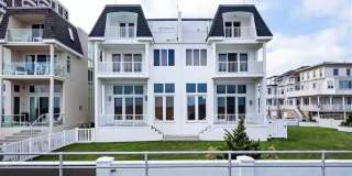 4501 Boardwalk Gallery 1