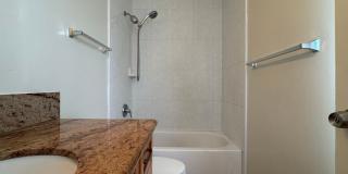 2 Bedroom / 2 Bath / 1 Parking at Kapiolani Royale Condominium Gallery 12