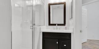 Amazing 4 Bedroom, 3 Bath home plus large 21'x11' loft located in Parkland Isles! Gallery 55