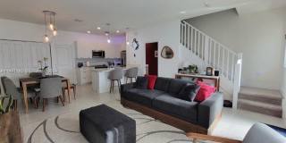 4675 NW 83rd Pkwy Gallery 2