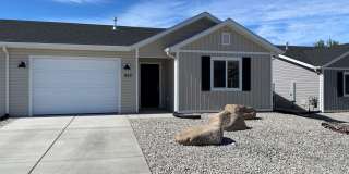 3 bedroom- 2 bath Newer Construction Gallery 1