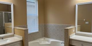 331 NW Somerset Circle Gallery 12