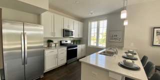 The Bungalows on the Lake - The View Gallery 118