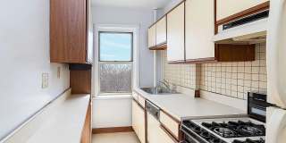 5400 Netherland Ave Unit B42 Gallery 1