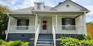 Charming 4-Bedroom Home in Burlington Gallery 1