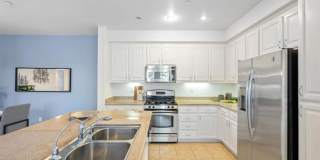 Gorgeous 2 Bed 2 Bath Dublin Townhome with Amenities! Centrally Located! Gallery 11