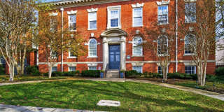 Available Now! 2 Bed // 2 Bath in Bloomingdale / Ledroit Park with Parking! Gallery 1