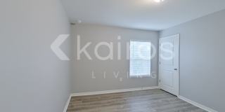1010 Kaye Street East Gallery 14
