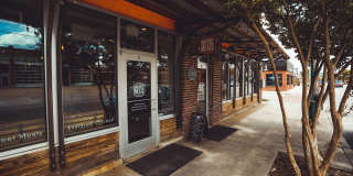 614 E Main Street Gallery 37