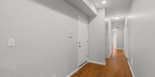 7717 N Marshfield, Gallery 8