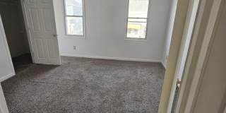 1044 John Avenue Gallery 22