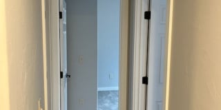 Newly remodeled 3 bedroom condo Gallery 22