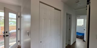 Modern 3BD/2BA Home in Ainaloa | Front Gate & Partially Fenced Yard | $2,300 Gallery 16
