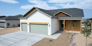 4021 Boardwalk Road - 4BR - 2.5BA - $2695 - Pet Friendly Gallery 1