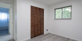 8095 Syracuse Street Gallery 22