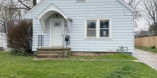 303 CENTRAL Street Gallery 1