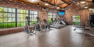 Station 324 Gallery 4