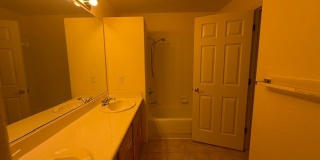 8640 Castle Hill Avenue Gallery 45