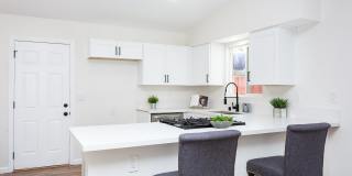 534 Jeffree Street Gallery 7