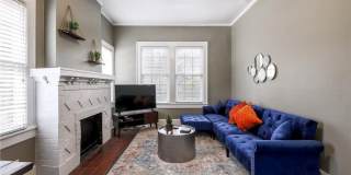 West Campus Cottage! Gallery 4