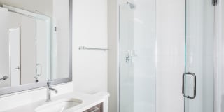 Modern on M Gallery 21