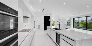 3222 NE 7th St Gallery 20