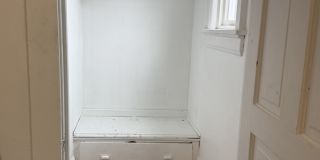 929 Jackson St - Upper Gallery 11