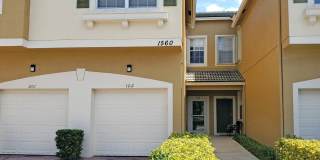 1560 SE Wilshire Place unit: 102 Gallery 1